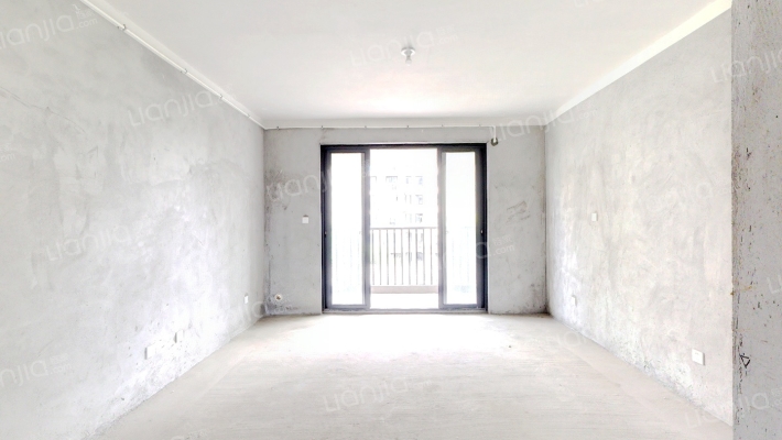 学院小区二手房实景图