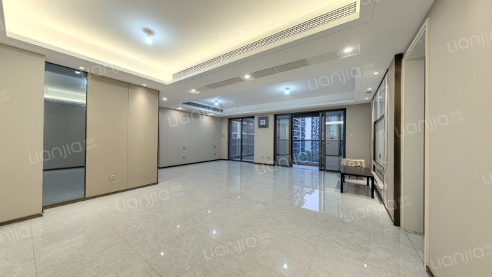 鹿溪樾府二手房实景图