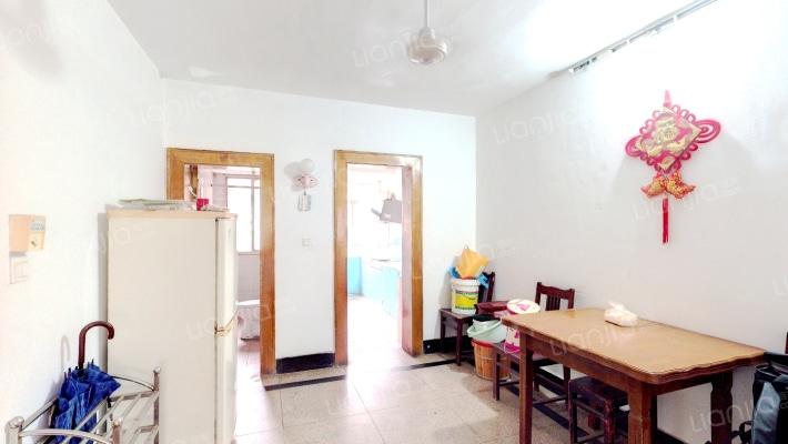 华中西路一百九十二号二手房实景图