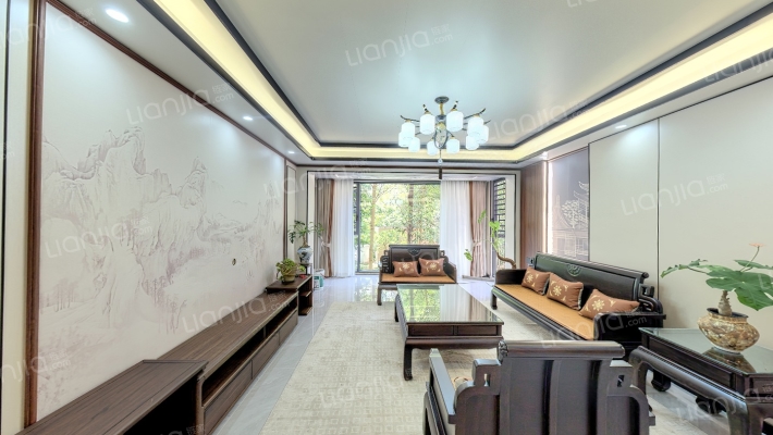 莱茵湖畔二手房实景图