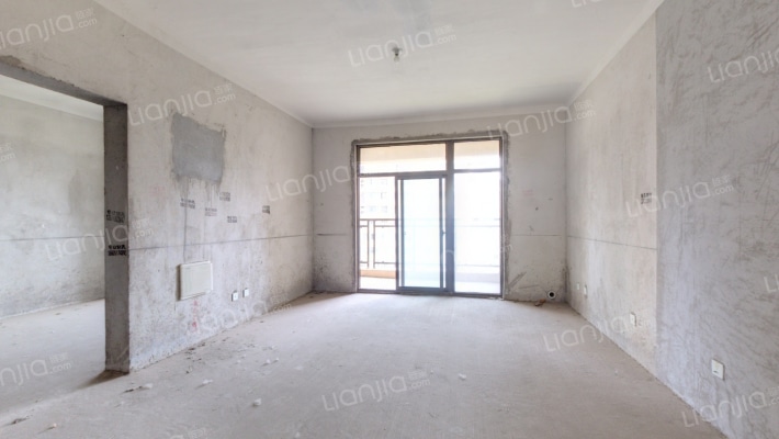 河畔花城二手房实景图