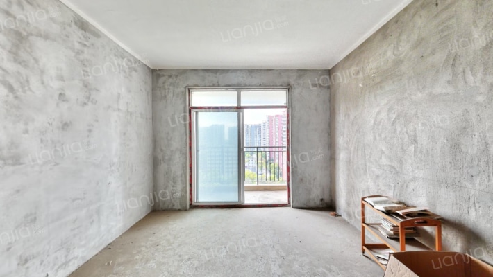 辉阳凤凰城二手房实景图