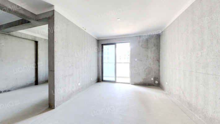 康泾铭苑二手房实景图