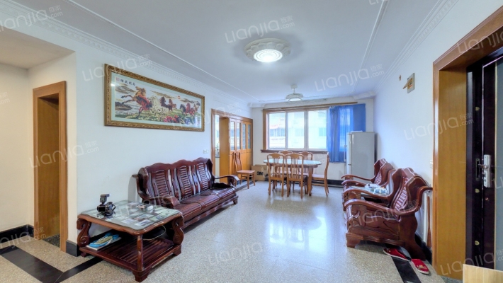 泰南花苑二手房实景图