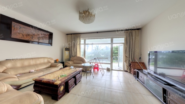 万勃温泉海景山庄二手房实景图