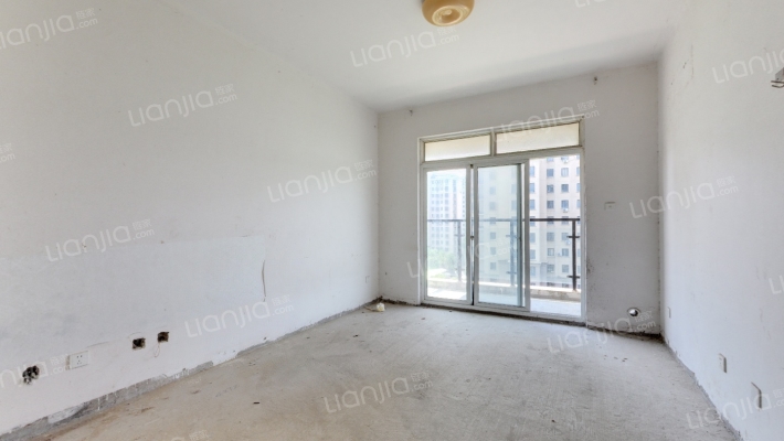 山湖鸿辉苑二手房实景图