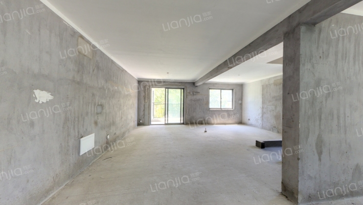 大东海中央府C区二手房实景图