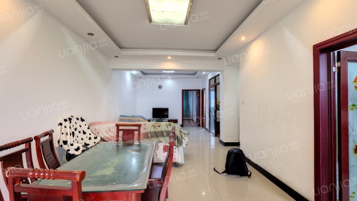 泰安综合楼二手房实景图