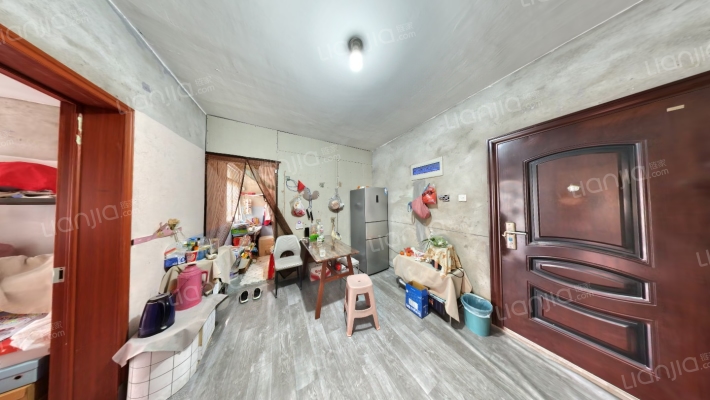 青年小区二手房实景图