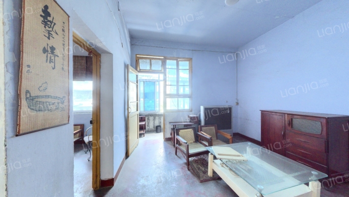 新中社区桑园二巷20号院二手房实景图