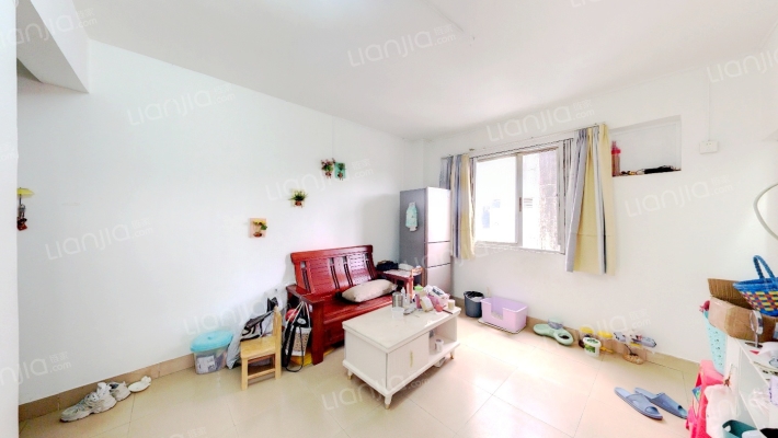 河畔花园二手房实景图