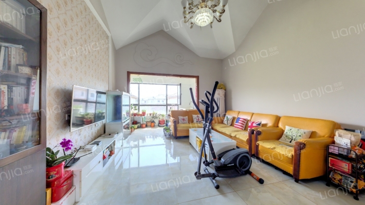 山语城三区二手房实景图