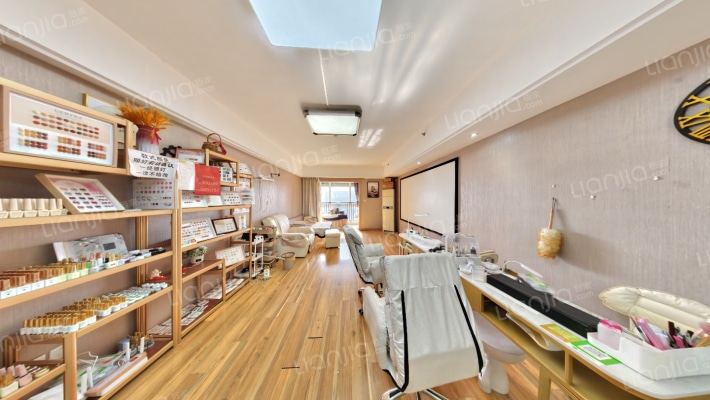 融创星光广场二手房实景图