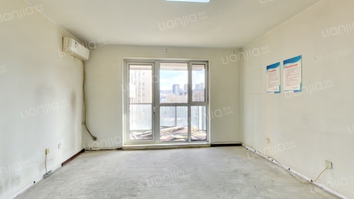 中环·滨江花园二手房实景图