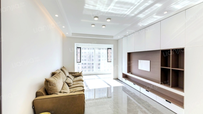 中海国际社区三期明珠二手房实景图