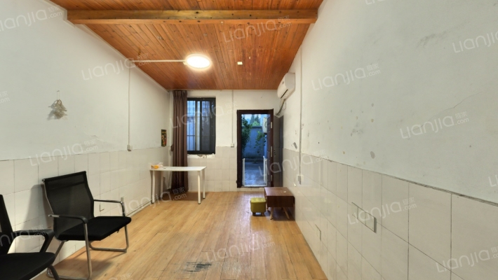 溪畔花园二手房实景图