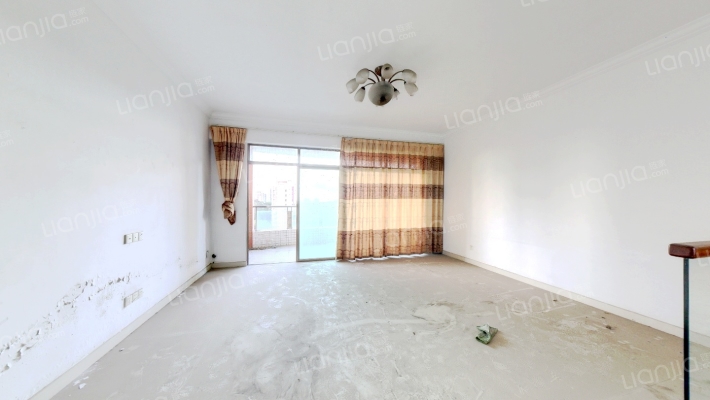 东田翠湖湾二手房实景图