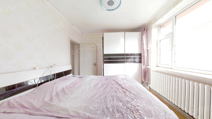 同建小区二手房实景图