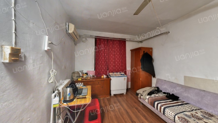 四化里二手房实景图