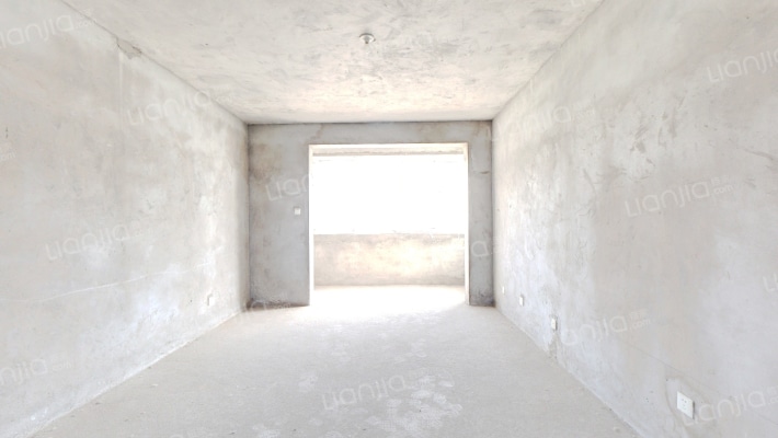 蓝爵世家二手房实景图