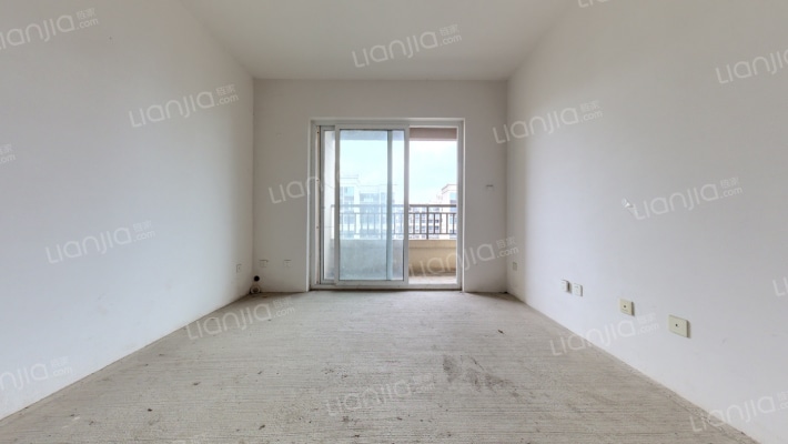 天悦龙栖台二手房实景图