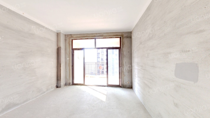 保利春天里二手房实景图