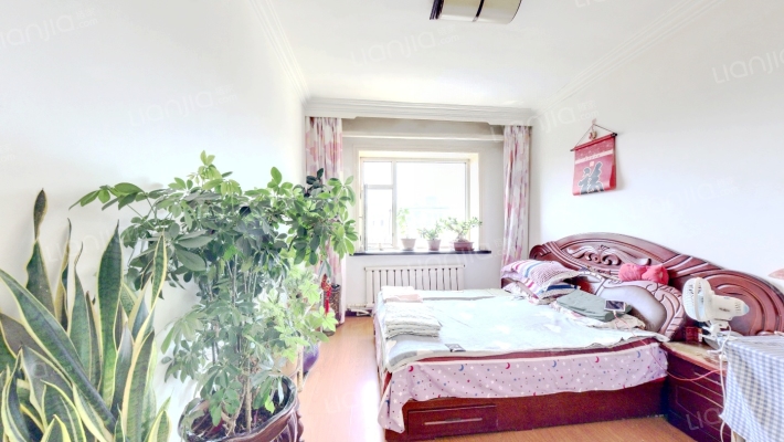 乡企楼二手房实景图