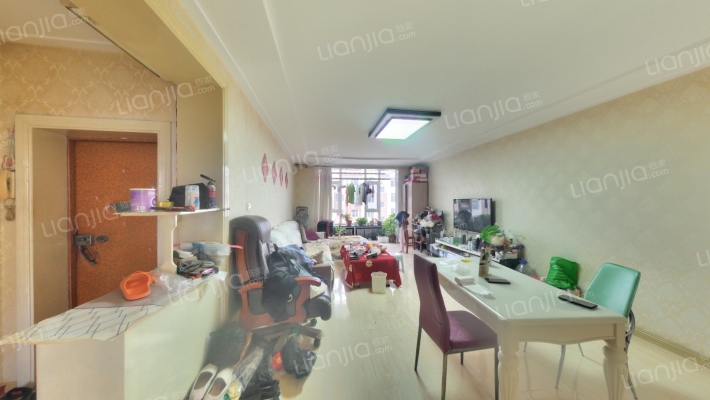 新月山庄B区二手房实景图