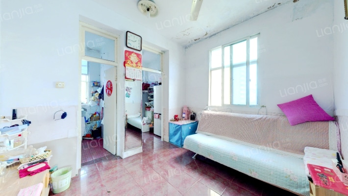 卧龙新村二手房实景图