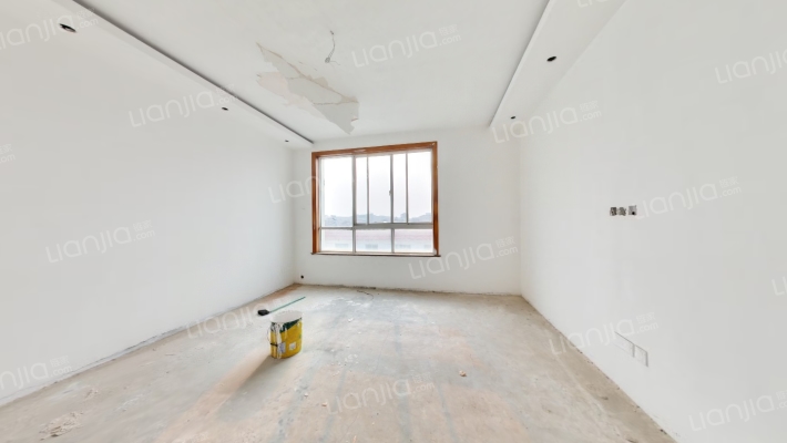 春天花园二手房实景图