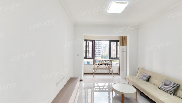 金沙玖悦二手房实景图