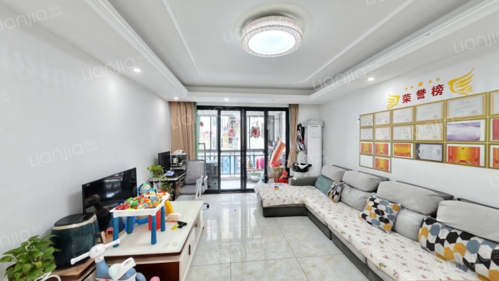 湖岸明珠二手房实景图