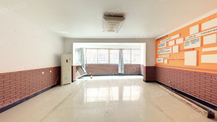 瑞吉花园二手房实景图