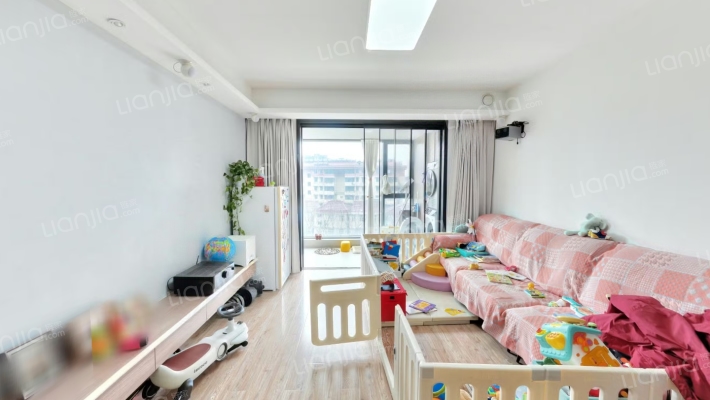 雅居乐雅尊府二手房实景图
