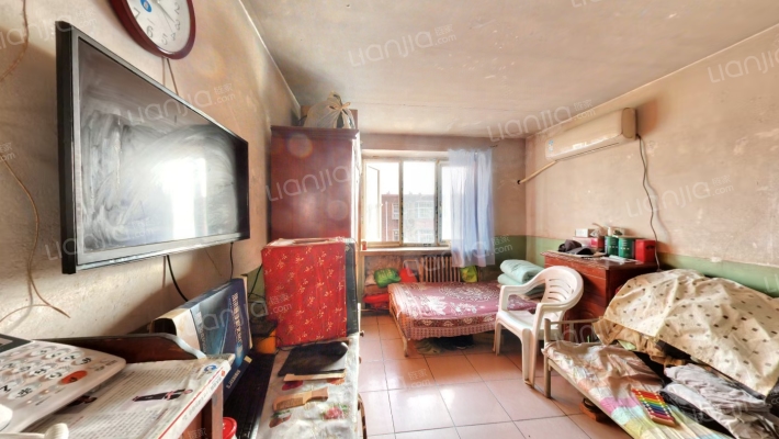 泊江东里二手房实景图