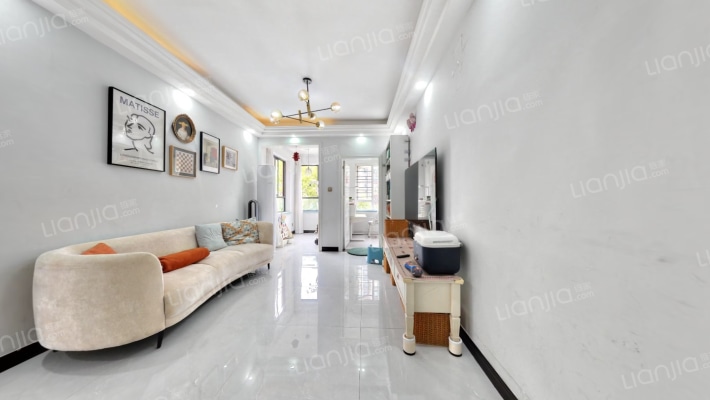 邦泰华府公馆二手房实景图