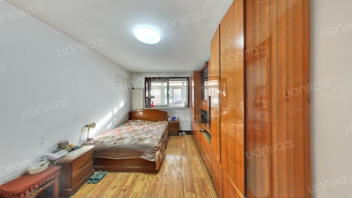 兴泰南里二手房实景图