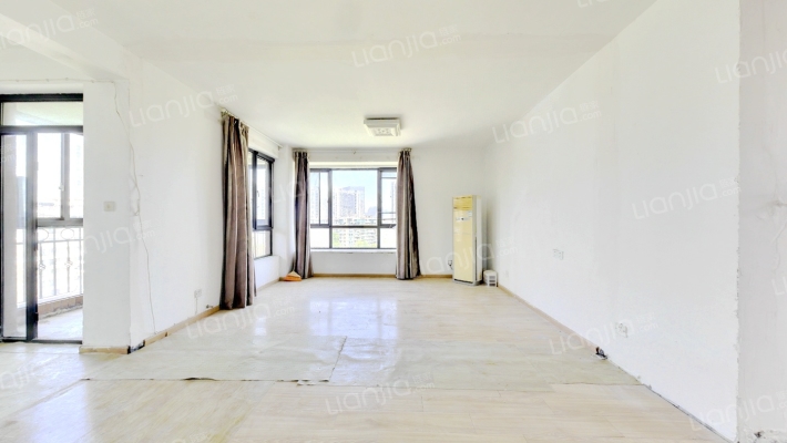 白金海岸二手房实景图