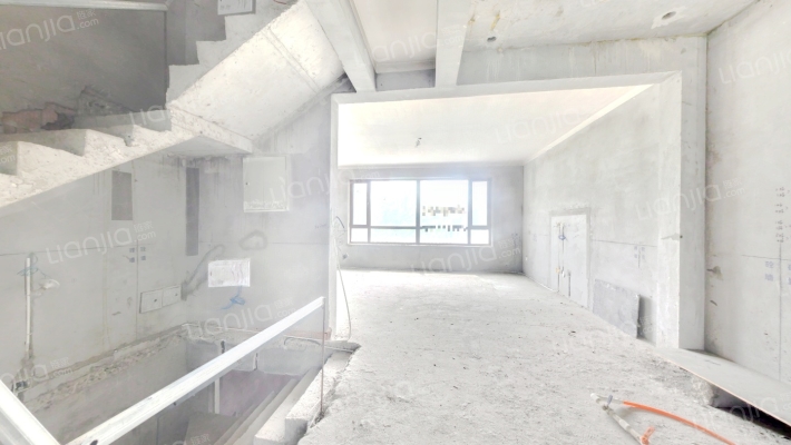 万星北城上院二手房实景图