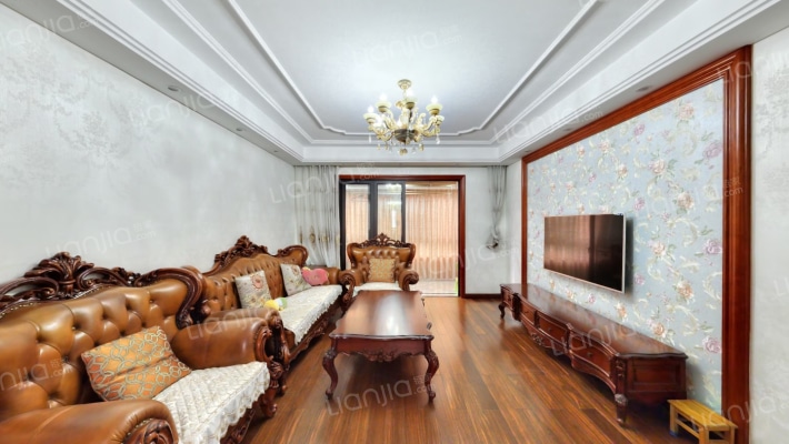 光明领峰二手房实景图