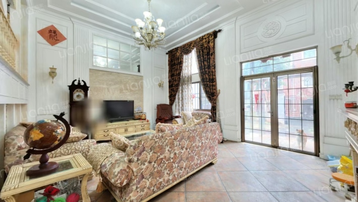 上河原墅二手房实景图