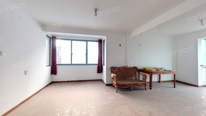 汇观山花苑二手房实景图