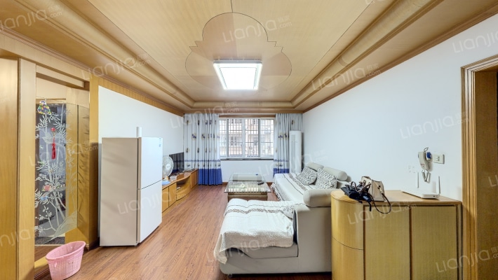 国贸新花园二手房实景图