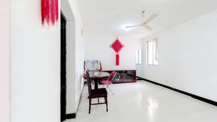 精铸小区二手房实景图