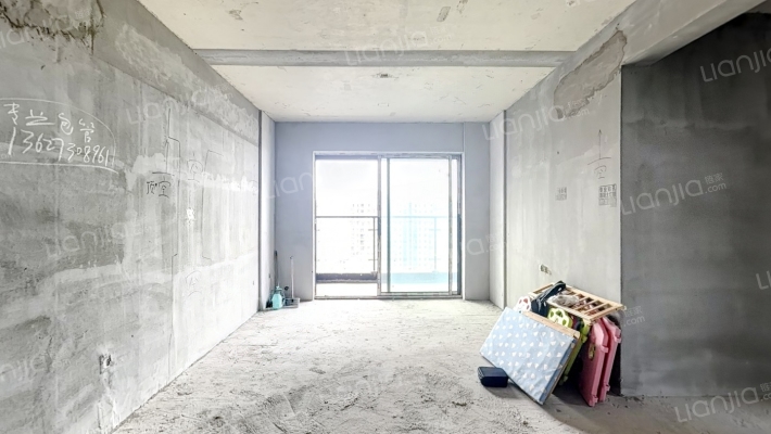 宝德麓湖二手房实景图