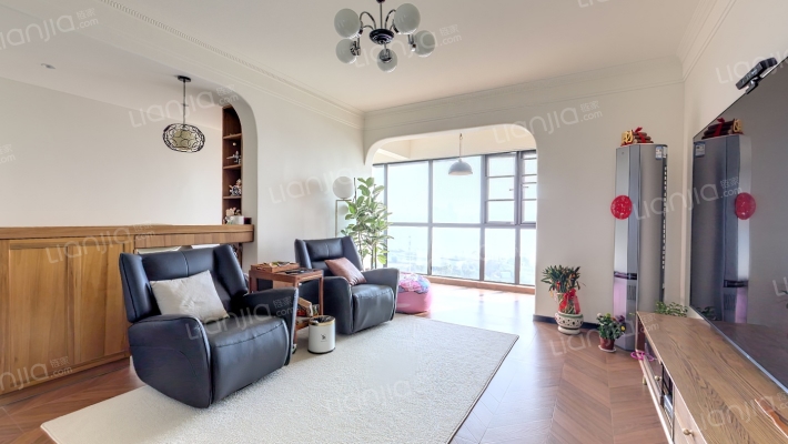 新港临江汇二手房实景图