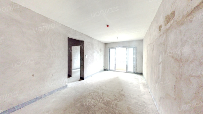 绿地海外滩罗丹公馆二手房实景图