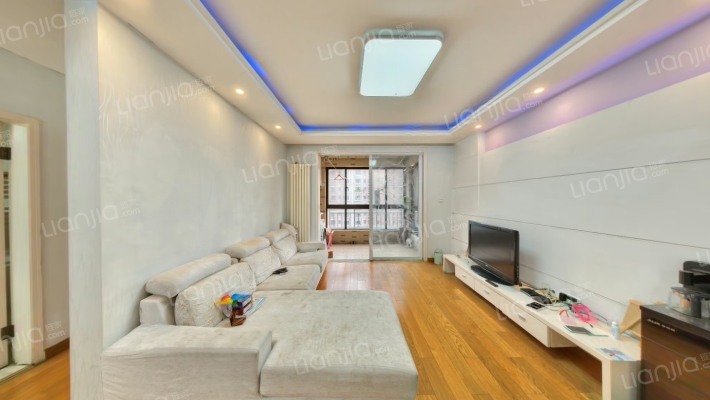 名士豪庭1区二手房实景图