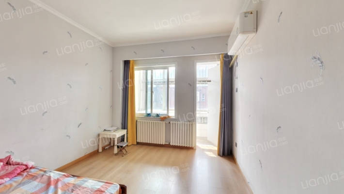 和平新村二手房实景图