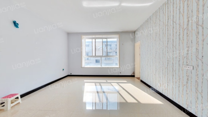 绿茵水岸二手房实景图